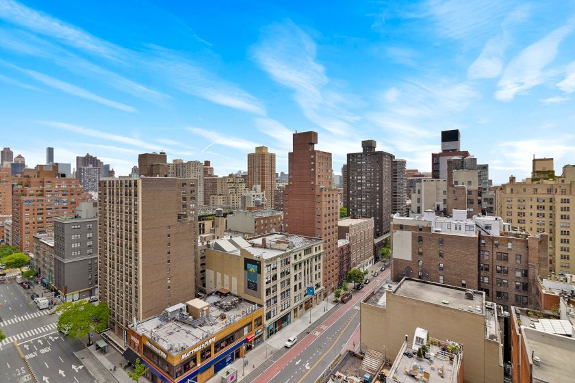 wide photo