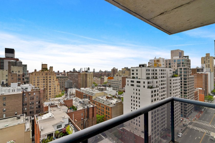 wide photo