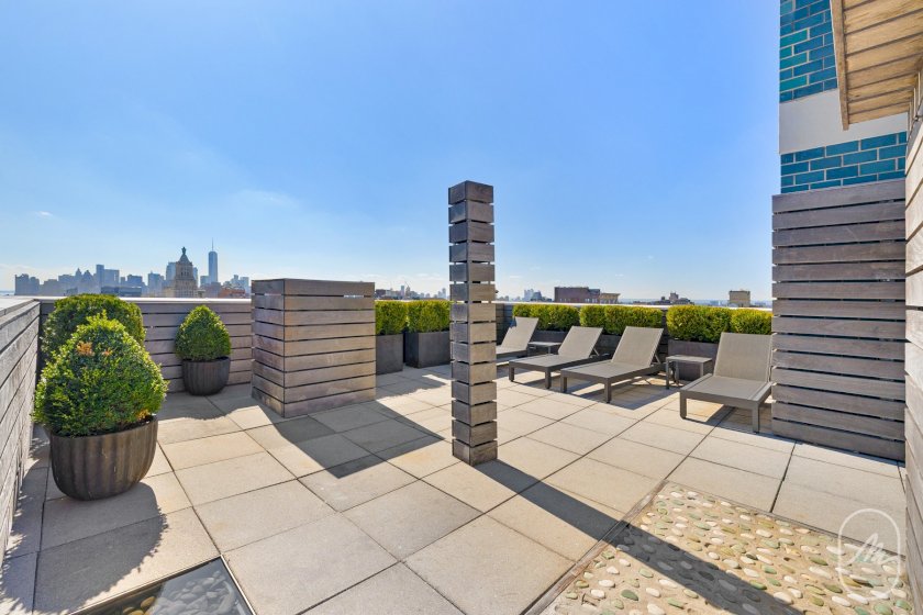 wide photo
