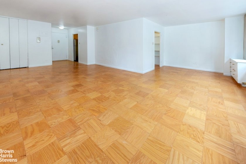 wide photo