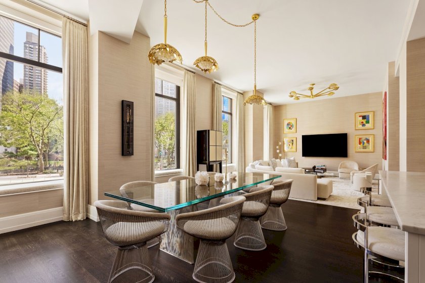 wide photo