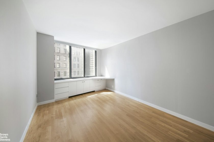 wide photo