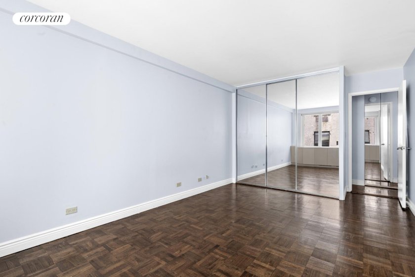 wide photo