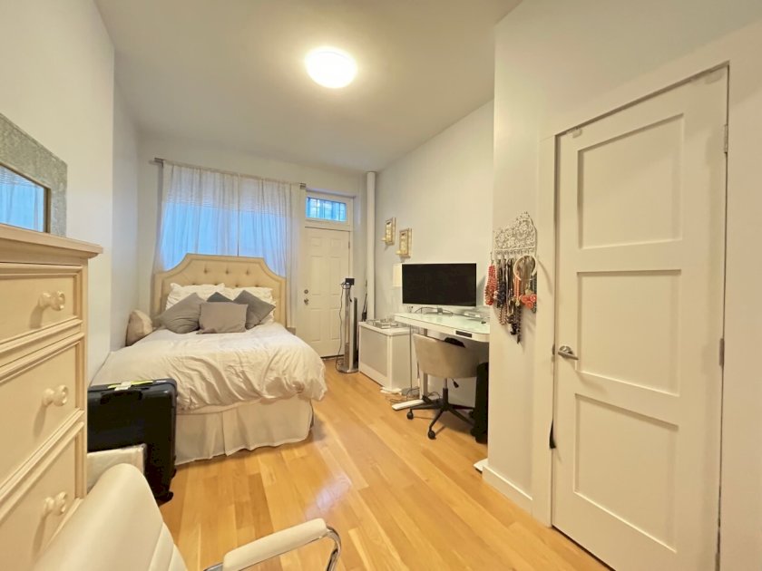 wide photo