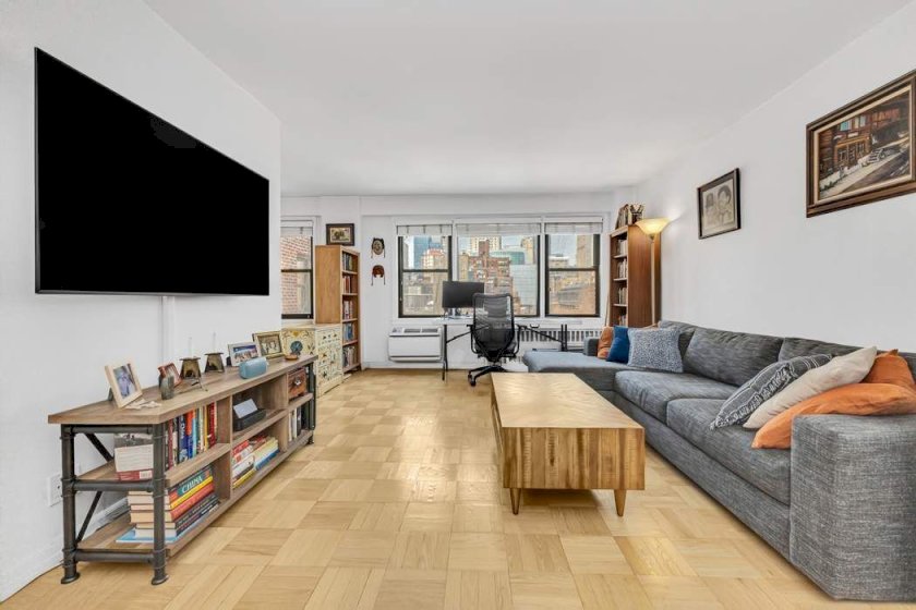 wide photo