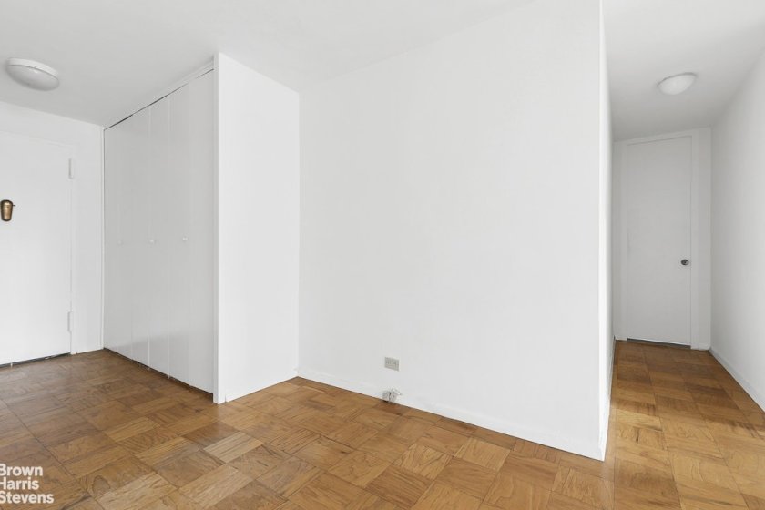 wide photo