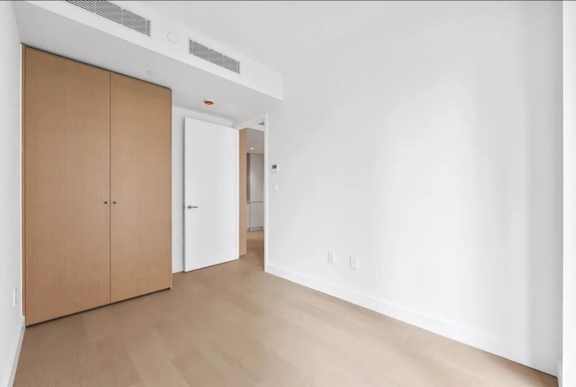wide photo