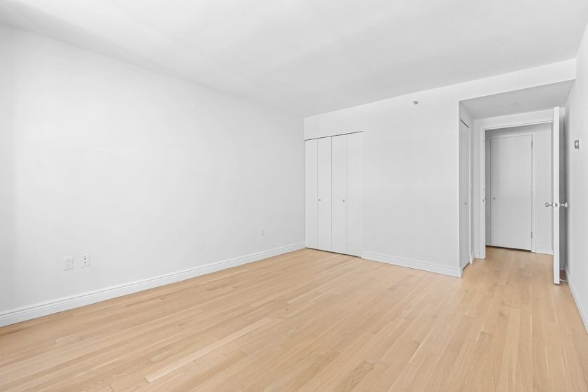 wide photo