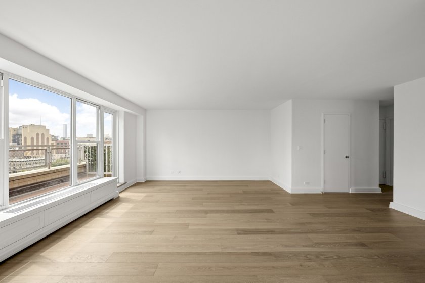 wide photo
