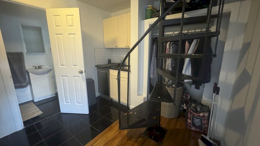 wide photo