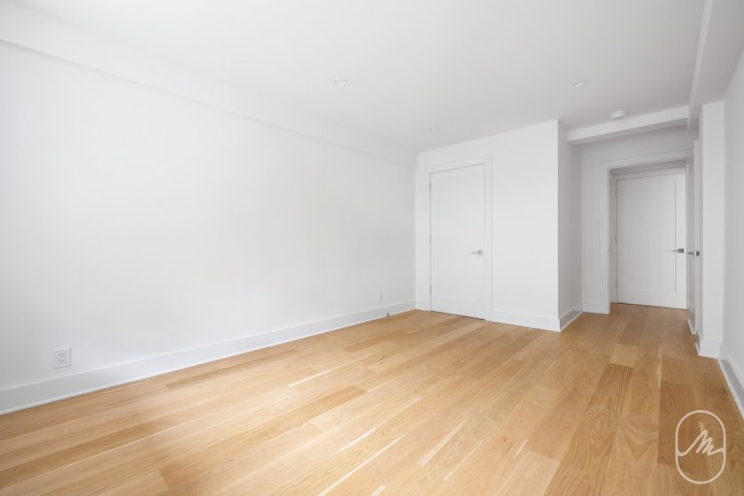 wide photo