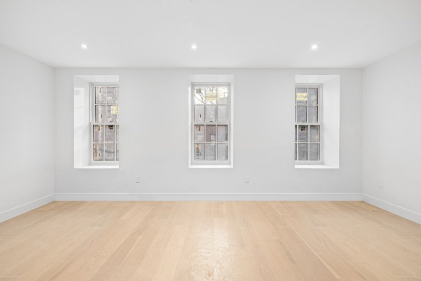 wide photo
