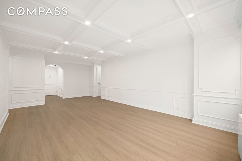 wide photo