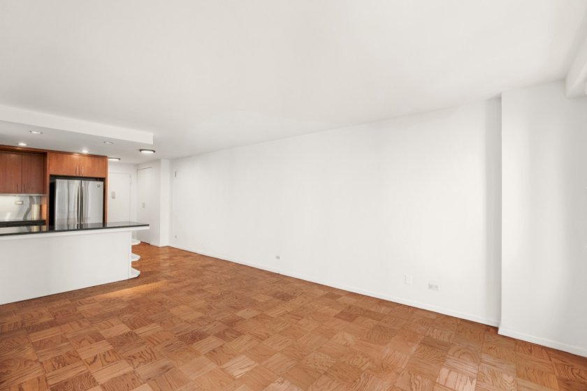 wide photo