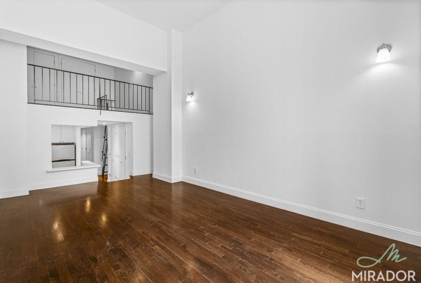 wide photo
