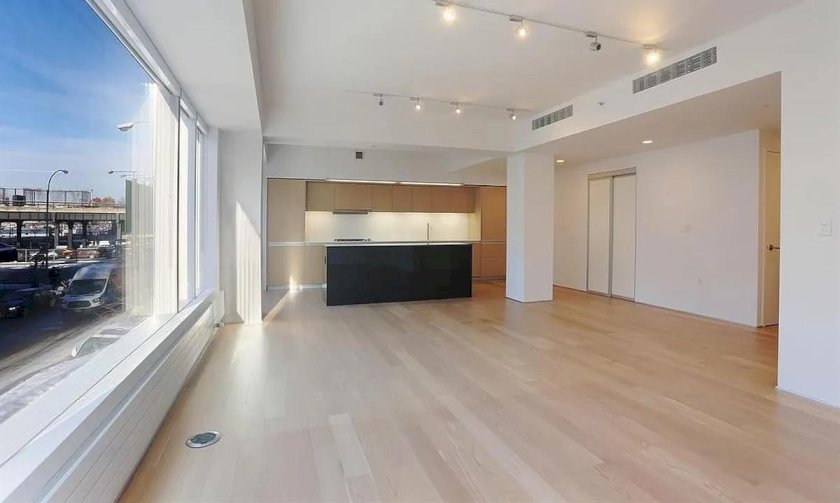 wide photo