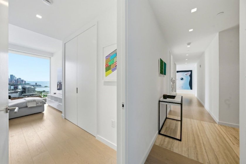 wide photo