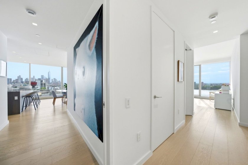 wide photo