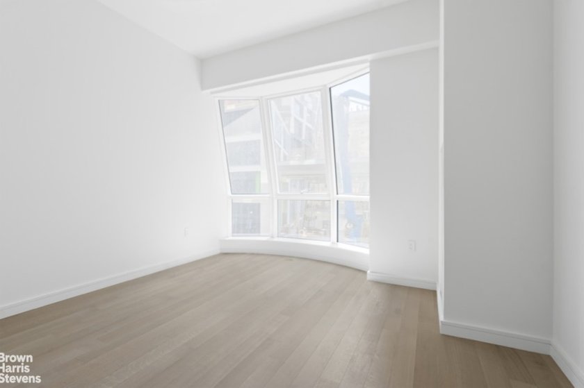 wide photo