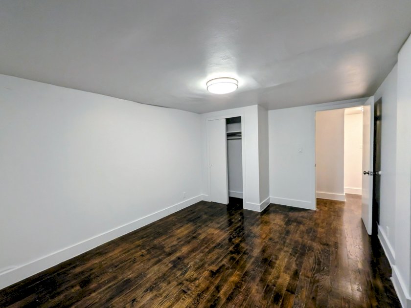 wide photo