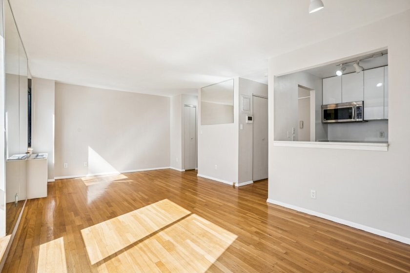 wide photo