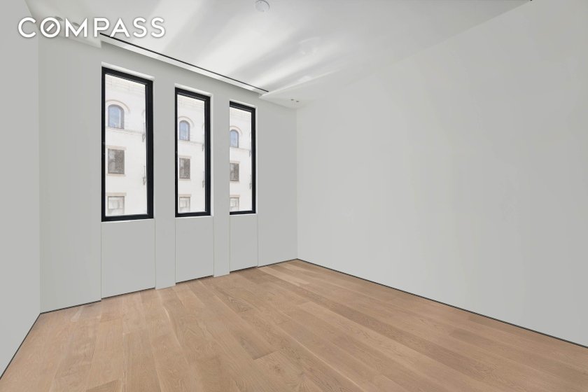 wide photo