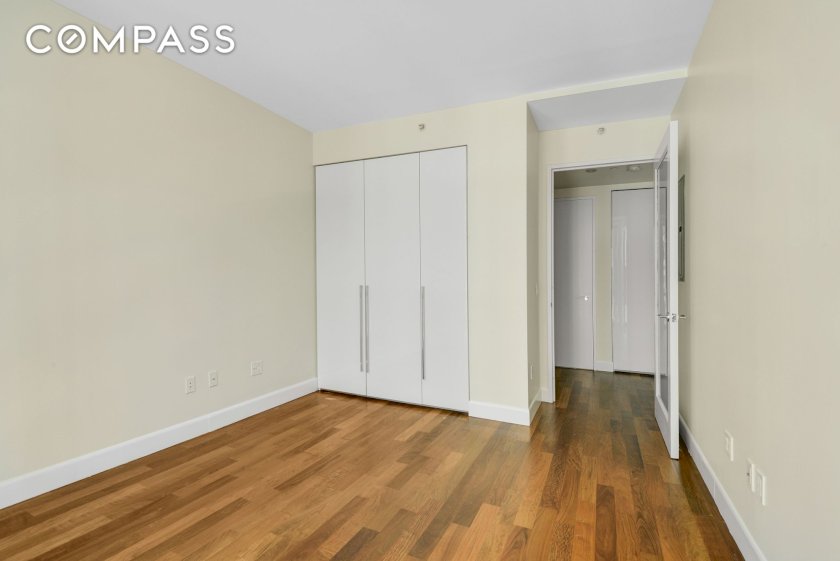 wide photo