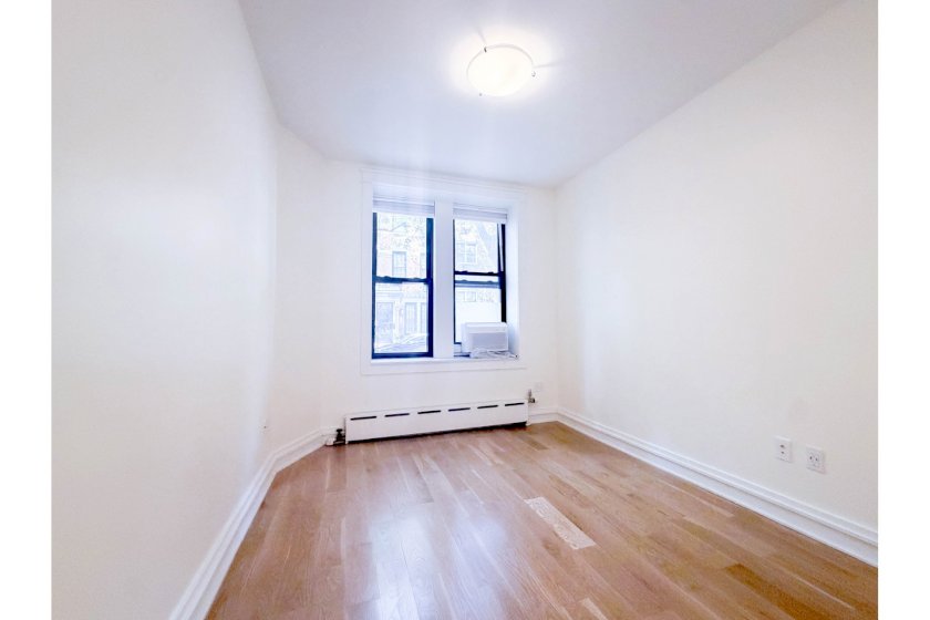 wide photo