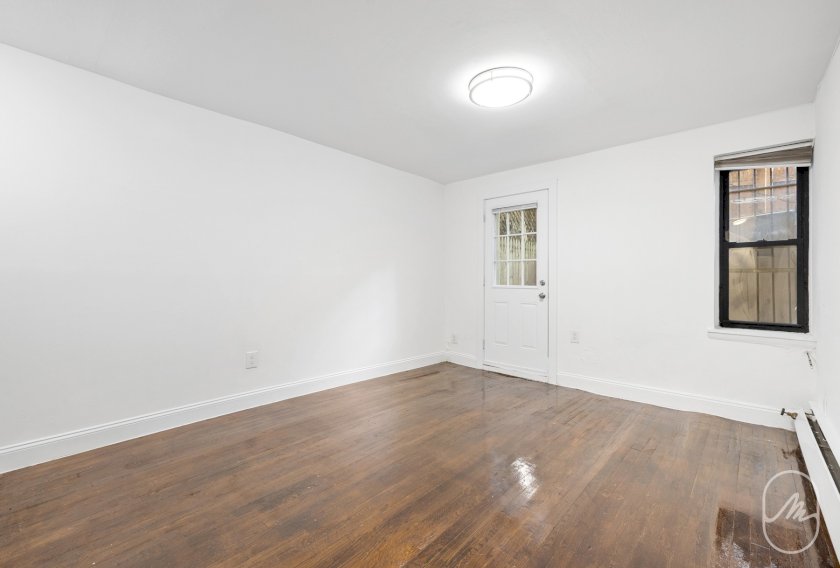 wide photo