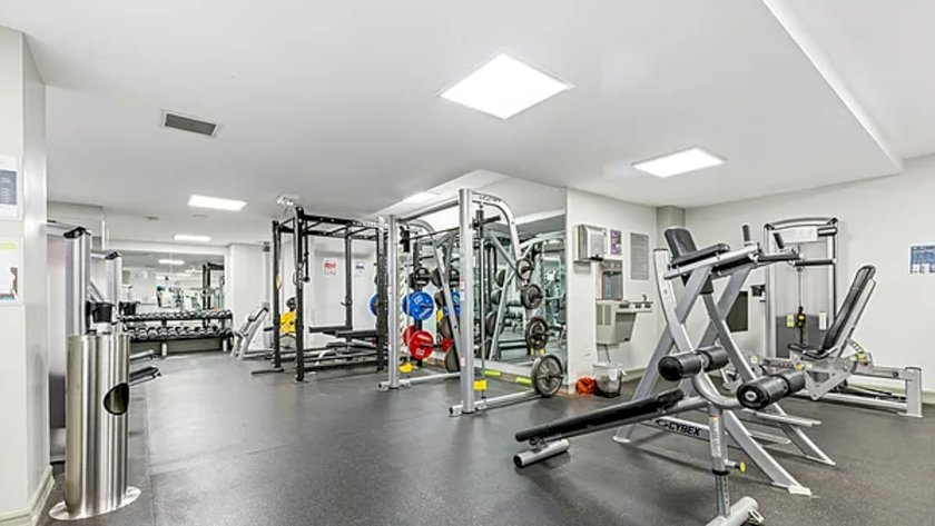 wide photo