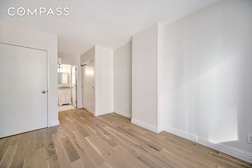 wide photo
