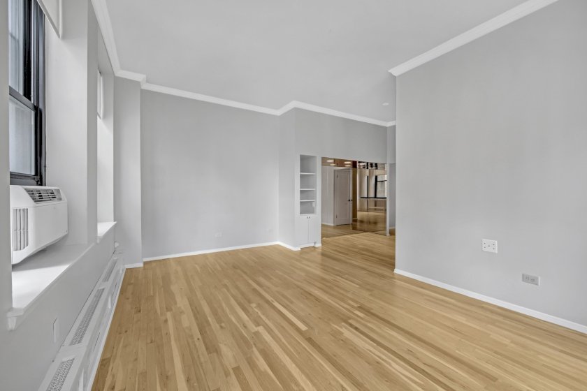 wide photo