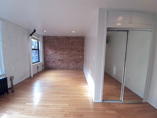 wide photo