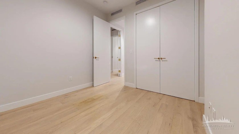 wide photo