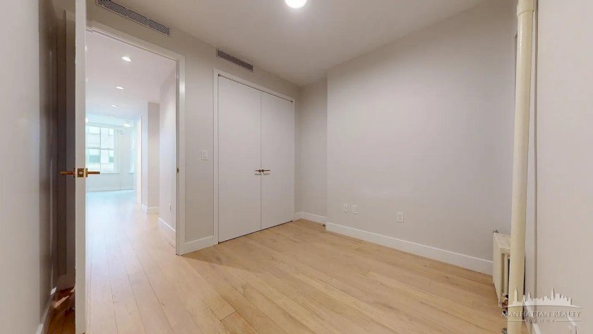 wide photo