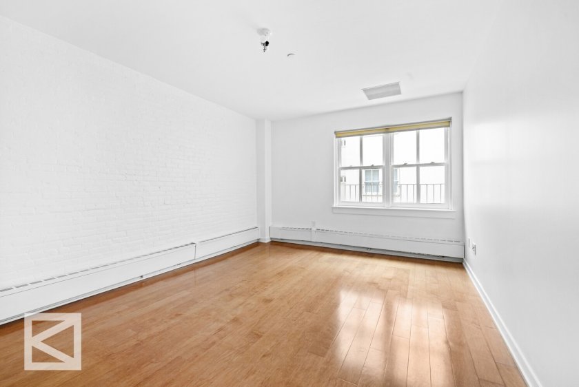 wide photo