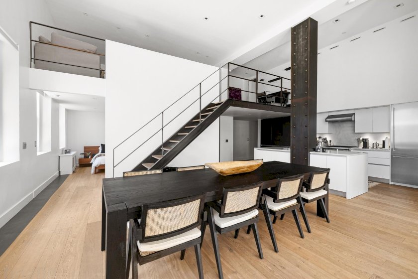 wide photo