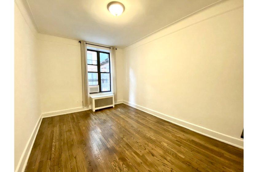 wide photo