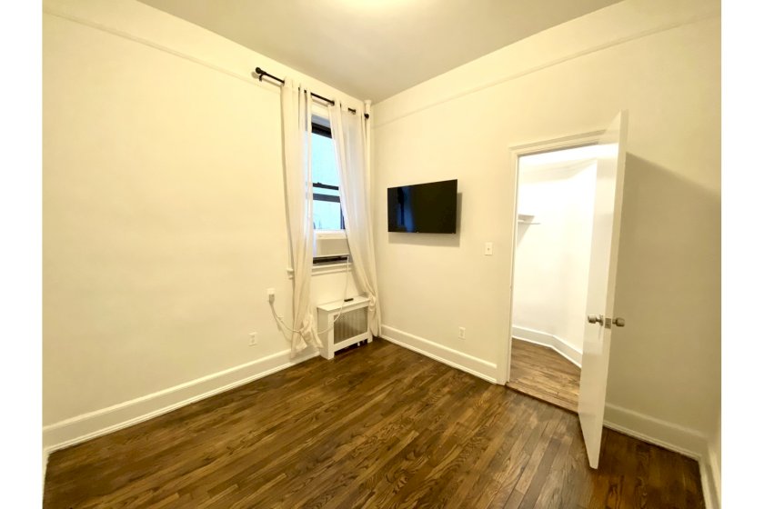 wide photo