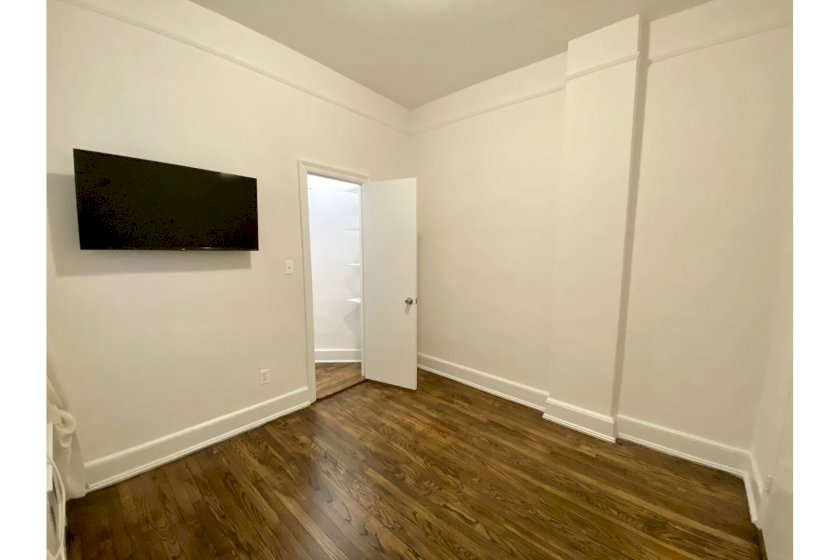 wide photo