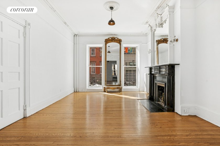 wide photo