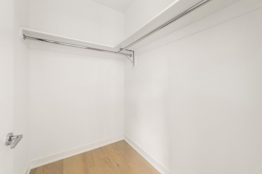 wide photo