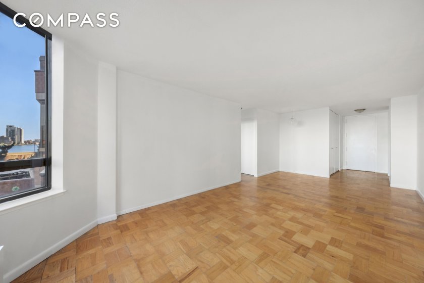 wide photo