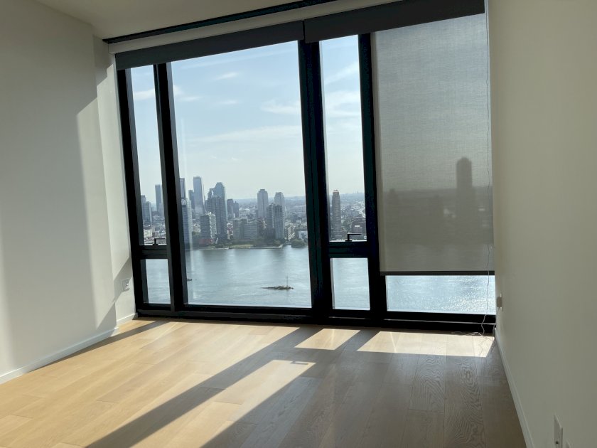 wide photo