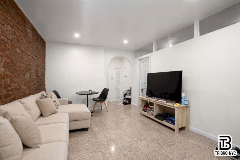 wide photo