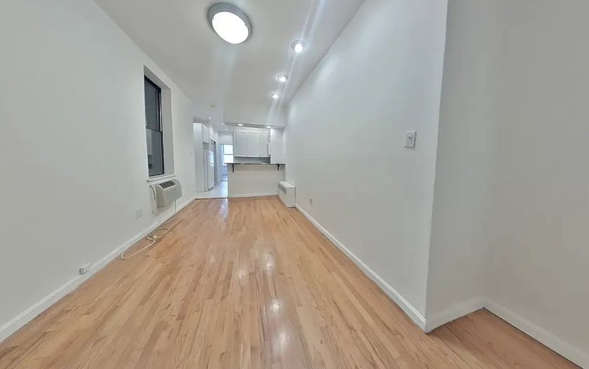 wide photo
