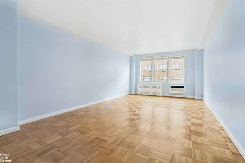 wide photo