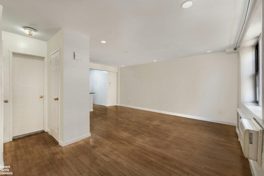 wide photo