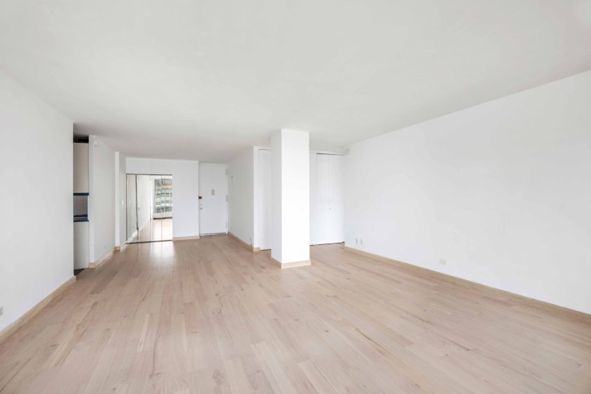 wide photo
