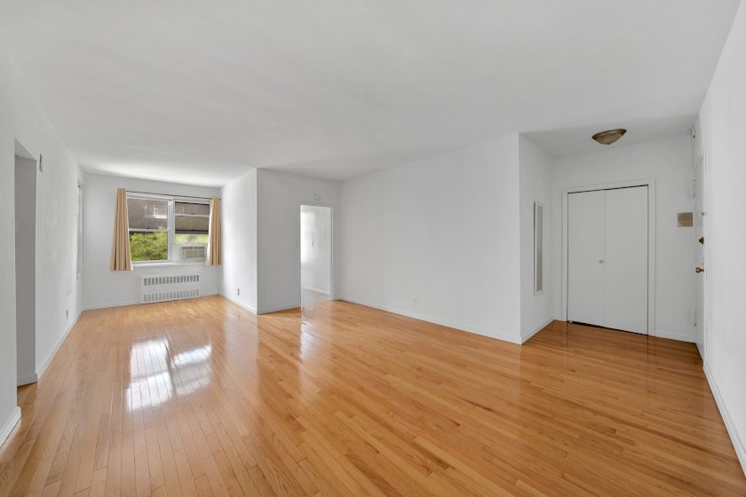 wide photo
